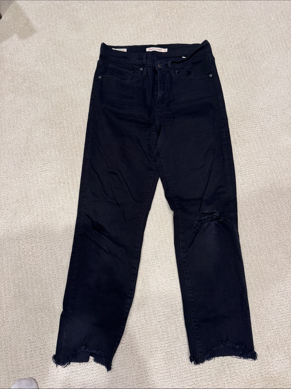 Levi's Black Women's Relaxed Straight Jeans with Knee Distress